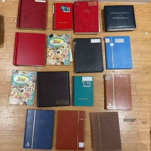 World stamps clear out - ,, albums