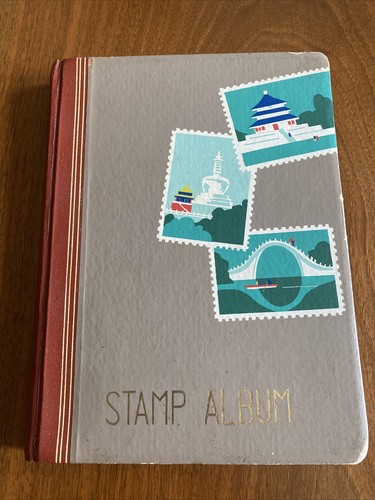 Vintage stamp album with 170 - album,